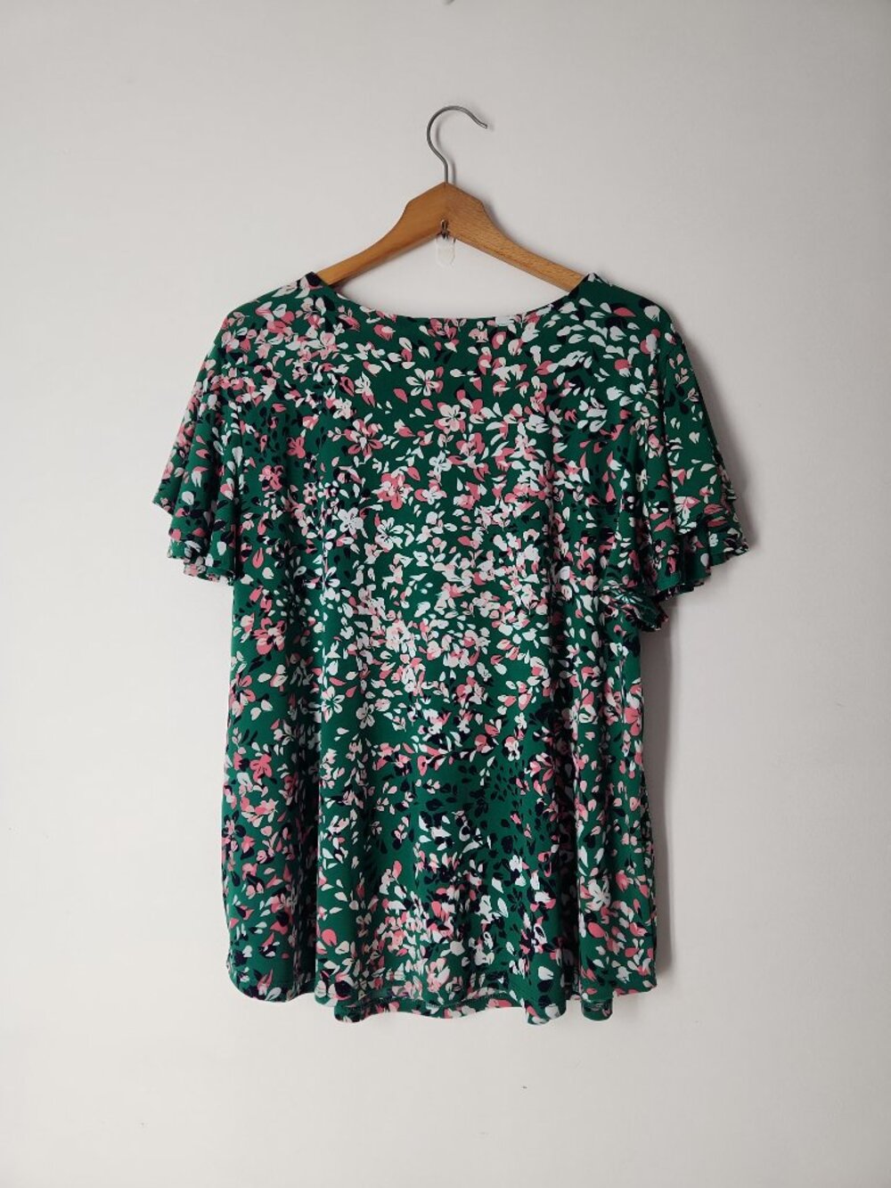 Liz Claiborne Floral Flutter Sleeve Stretch slinky blouse top 1X green pink - Picture 2 of 10